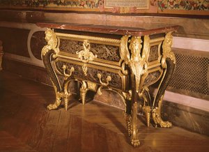 Mazarine Commode